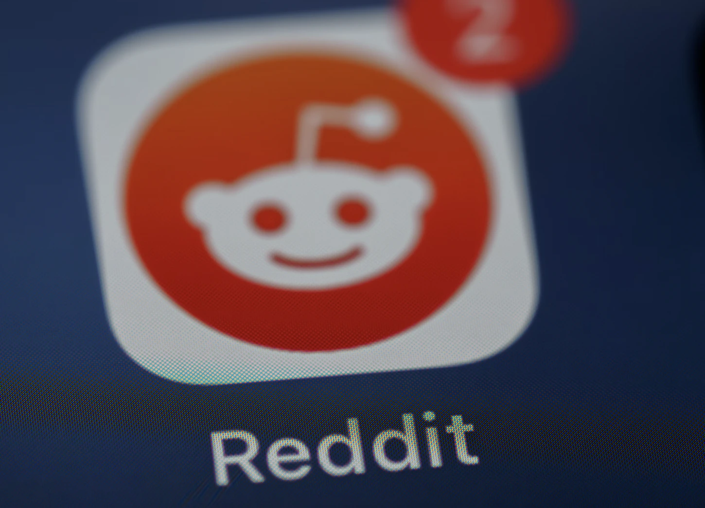 Reddit推出了由AI驱动的”Reddit Answers”